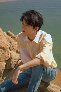 王俊凯熬夜吃瓜视频下载