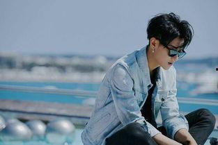 明星吃瓜杨洋视频,明星间的趣味互动大揭秘